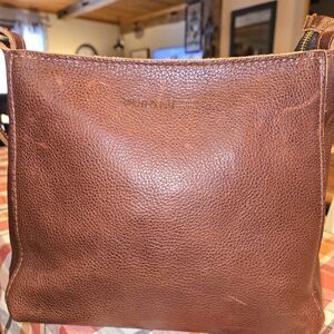 Portland Leather Nutmeg Triangle